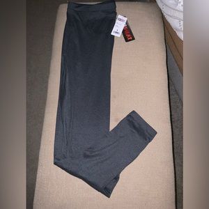 32 degrees dark gray - legging..so soft ~ feel like butter